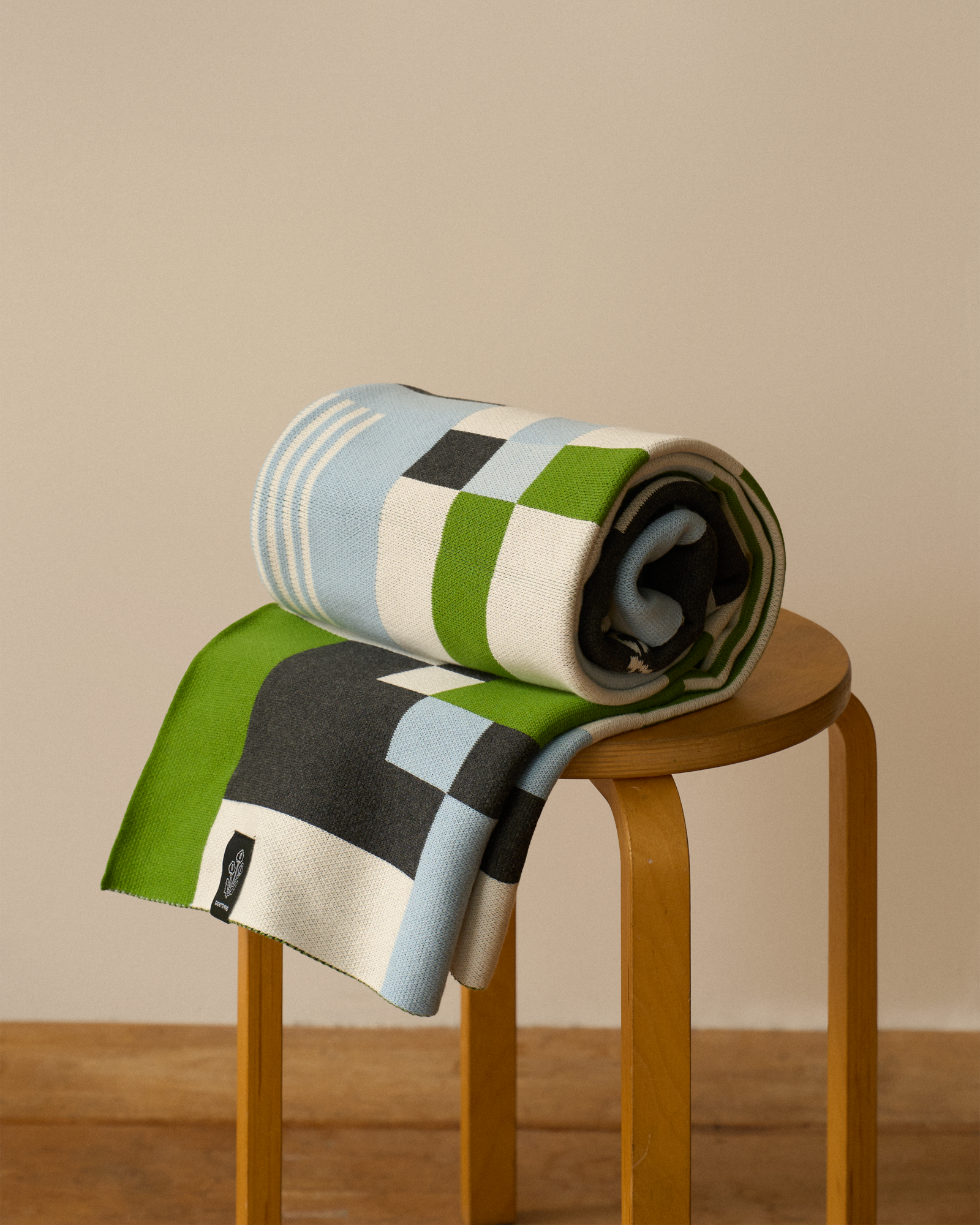 CARRÉ BLANKET